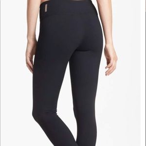 Zella live in reversible leggings size large